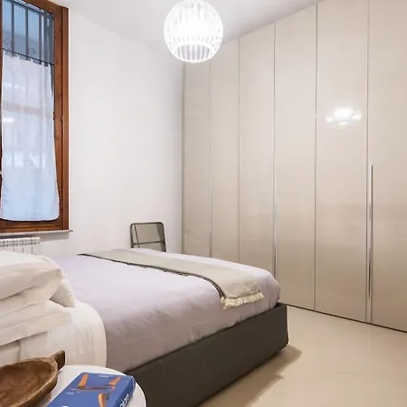 Sebenico Isola Distric A.c. Wifi Apartman *